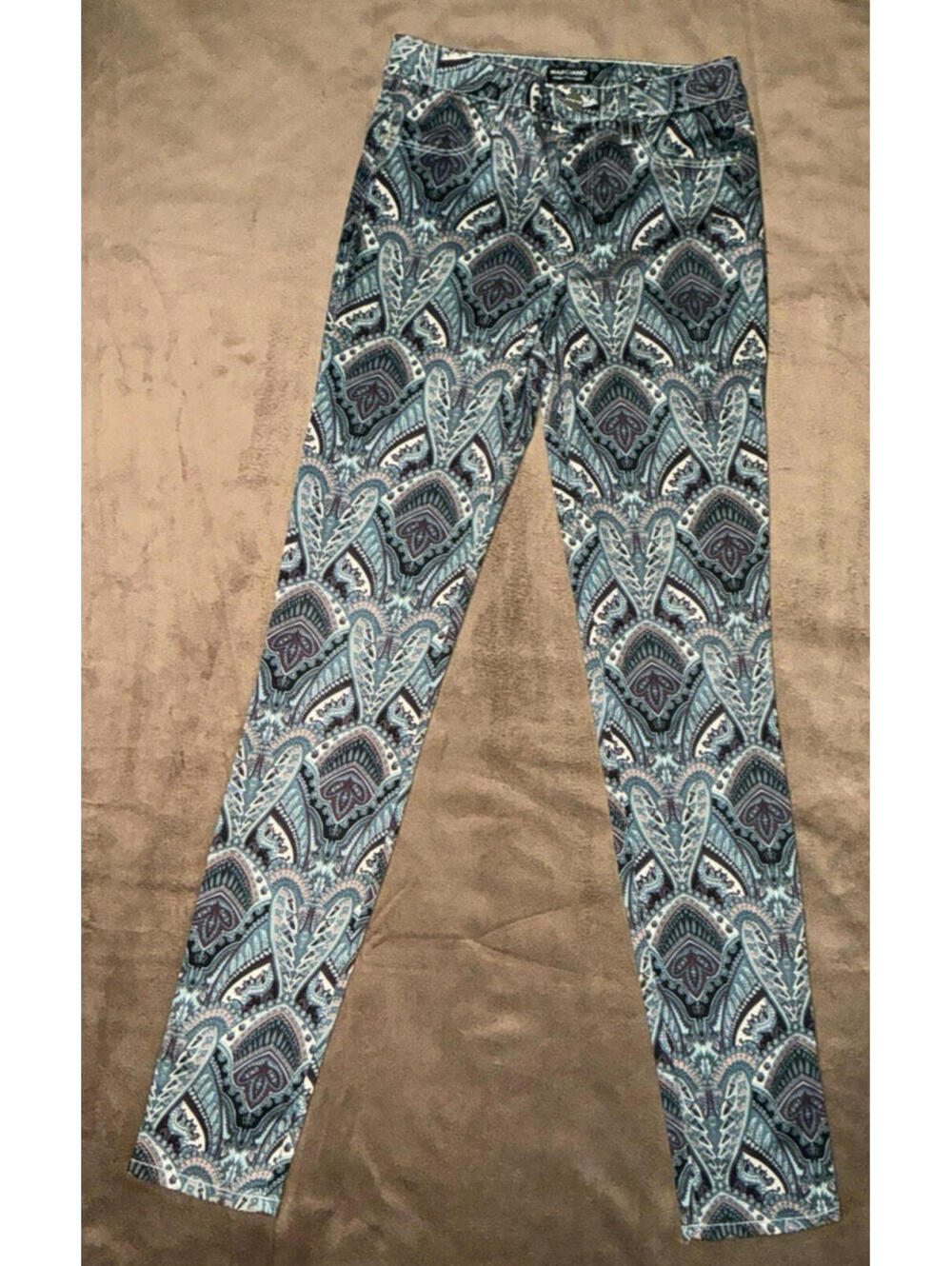 GUESS? By Marciano Curtain Call Stiletto No. 97 Jeans size 25 VGC